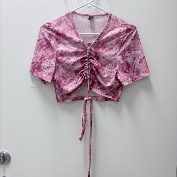SHEIN Tops - SHEIN Sz 0XL Pink Tie-Dye Ruched Crop Top